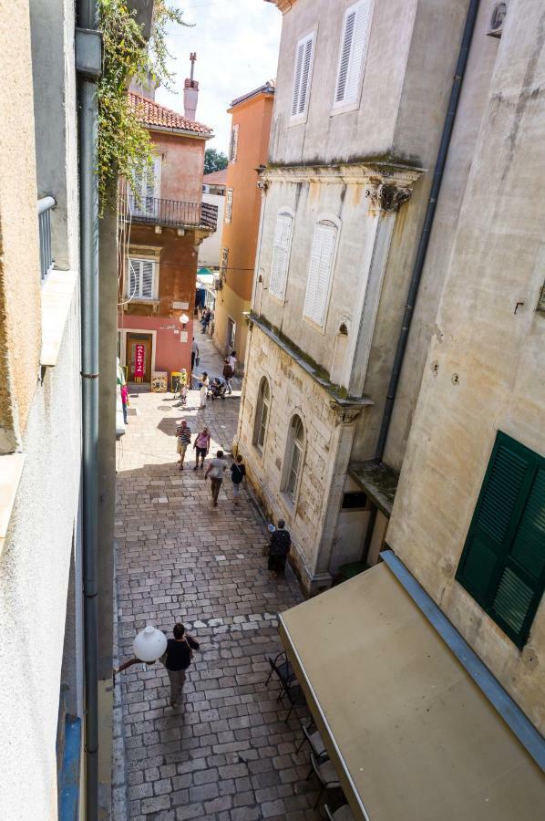 Apartman Lara Zara Esterno foto